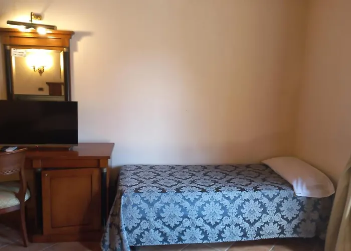 Quadrifoglio Eur 3* Rome