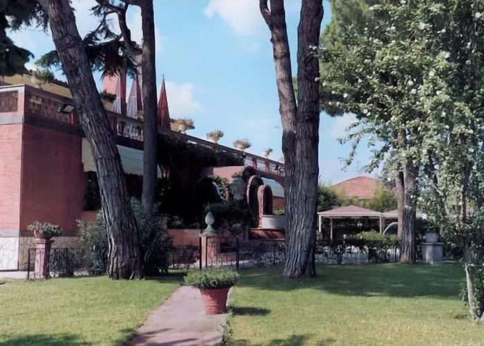 Quadrifoglio Eur Hotel
