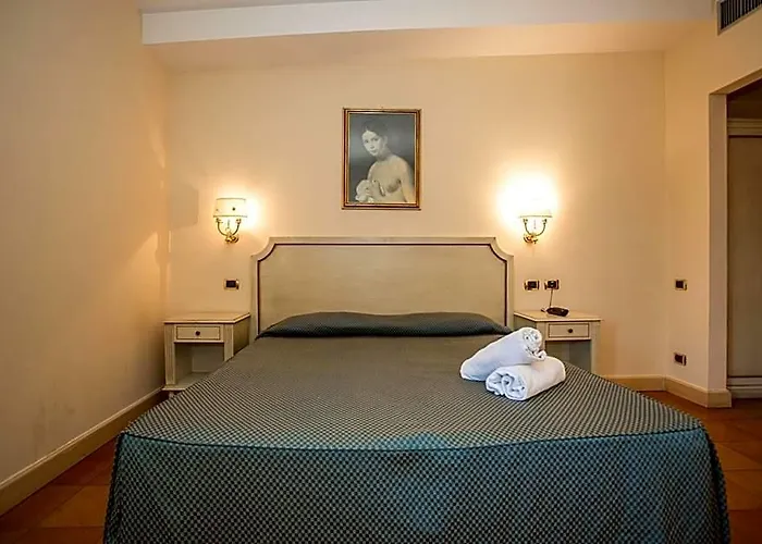 Quadrifoglio Eur Hotel