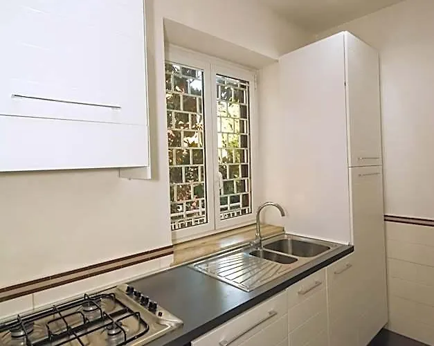 Quadrifoglio Eur Hotel 3*